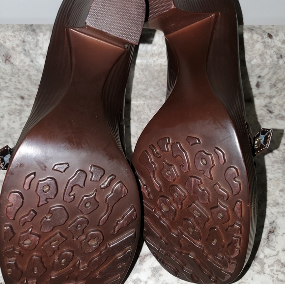 NWOT WOMEN'S OLIVIA HOTCAKES - Picture 4 of 7